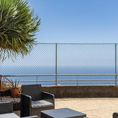 Blue Horizon By Rent-a-key Apartment